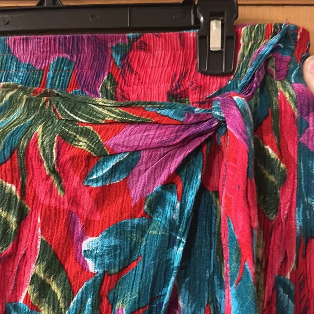Metro Collection Vintage Gauzy Hawaiian Floral Midi Skirt Red Purple Size Large